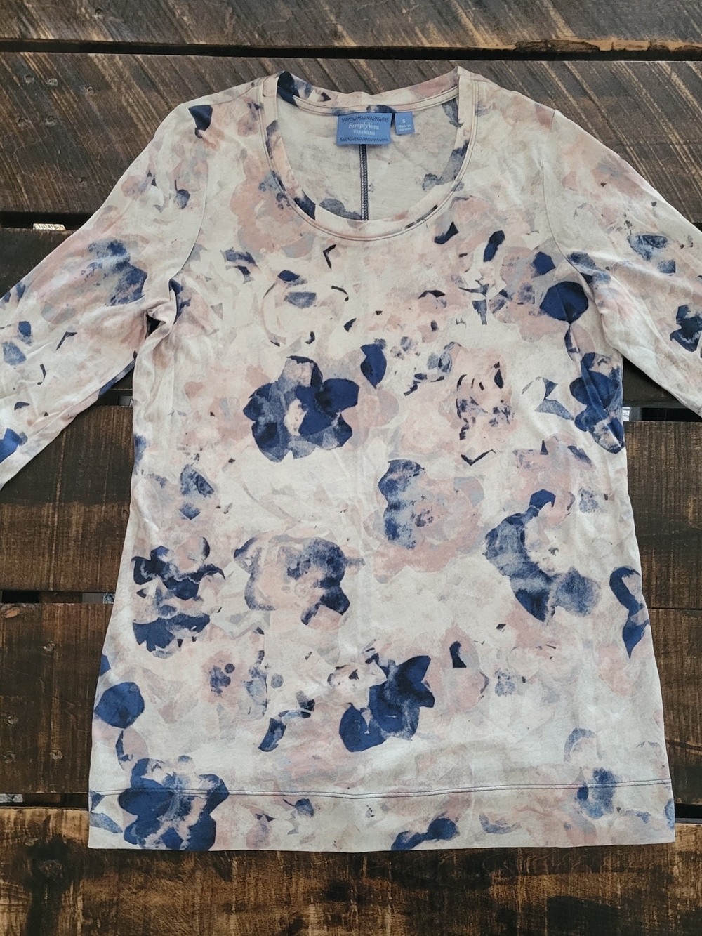 NEW Kohl's Simply Vera Wang Floral Scoop Neck Long Sleeve Top - Pink & Blue